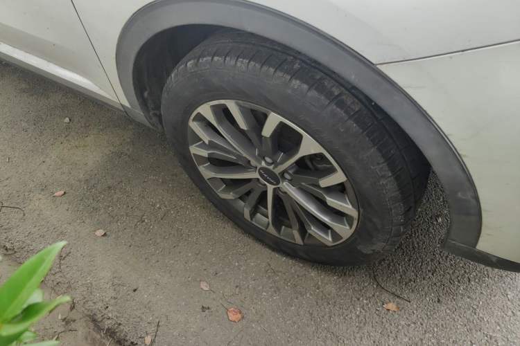 Used Haval H6 2020 1.5 GDIT Automatic Platinum Champion Edition Right Front Wheel Hub