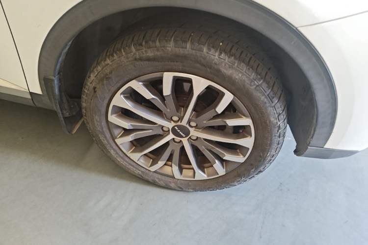 Used Haval H6 2020 1.5 GDIT Automatic Platinum Champion Edition Right Front Wheel Hub