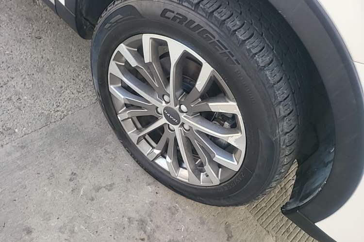 Used Haval H6 2020 1.5 GDIT Automatic Platinum Champion Edition Right Front Wheel Hub