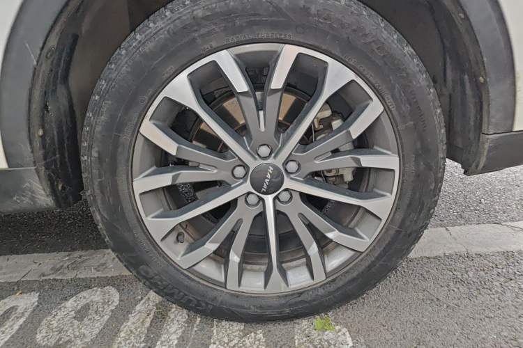 Used Haval H6 2020 1.5 GDIT Automatic Platinum Champion Edition Right Front Wheel Hub