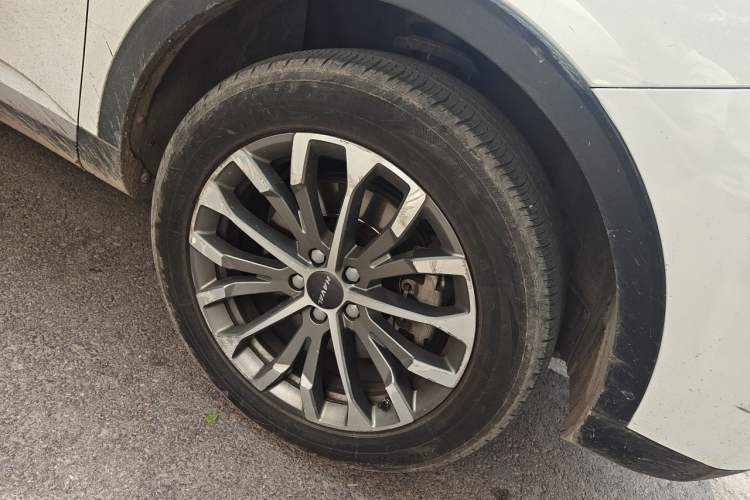 Used Haval H6 2020 1.5 GDIT Automatic Platinum Champion Edition Right Front Wheel Hub
