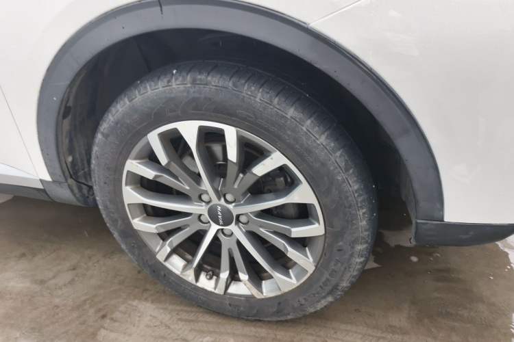 Used Haval H6 2020 1.5 GDIT Automatic Platinum Champion Edition Right Front Wheel Hub
