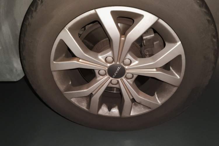 Used Haval H6 2020 1.5 GDIT Automatic Platinum Urban Edition Right Front Wheel Hub