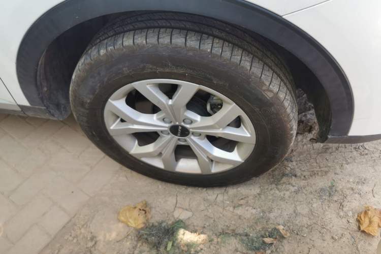 Used Haval H6 2020 1.5 GDIT Automatic Platinum Urban Edition Right Front Wheel Hub