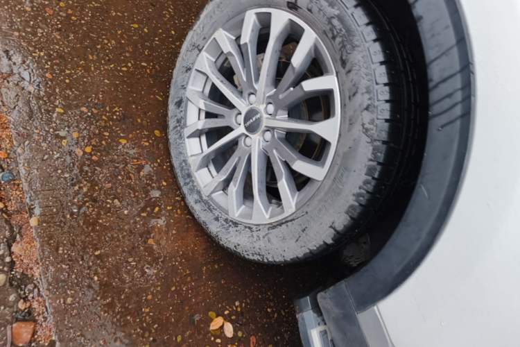 Used Haval H6 2020 1.5 GDIT Automatic Platinum Champion Edition Right Rear Wheel Hub