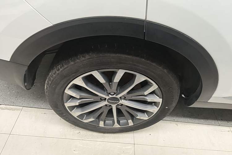 Used Haval H6 2020 1.5 GDIT Automatic Platinum Champion Edition Right Rear Wheel Hub
