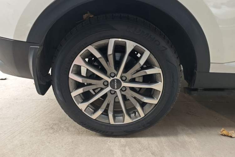 Used Haval H6 2020 1.5 GDIT Automatic Platinum Champion Edition Right Rear Wheel Hub