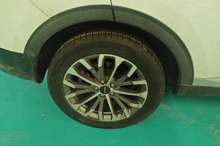 Used Haval H6 2020 1.5 GDIT Automatic Platinum Champion Edition Right Rear Wheel Hub