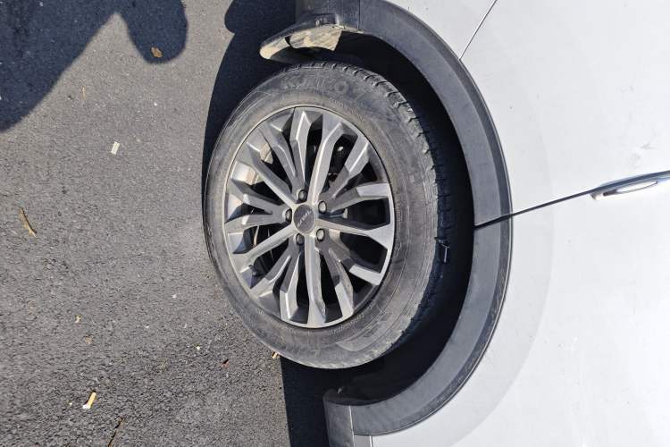 Used Haval H6 2020 1.5 GDIT Automatic Platinum Champion Edition Right Rear Wheel Hub