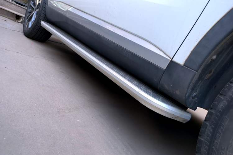 Used Haval H6 2020 1.5 GDIT Automatic Platinum Champion Edition Right Side Sill