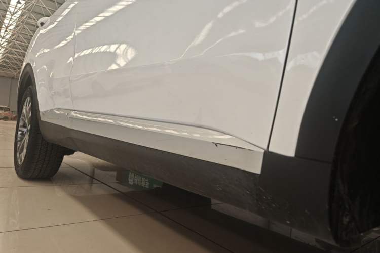 Used Haval H6 2020 1.5 GDIT Automatic Platinum Champion Edition Right Side Sill