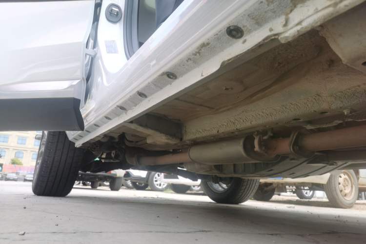 Used Haval H6 2020 1.5 GDIT Automatic Platinum Champion Edition Right Side Sill