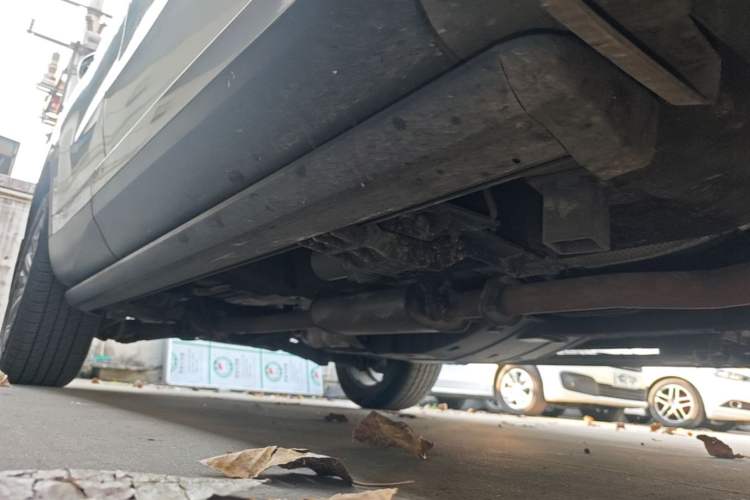 Used Haval H6 2020 1.5 GDIT Automatic Platinum Champion Edition Right Side Sill