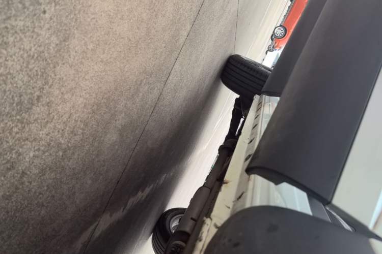 Used Haval H6 2020 1.5 GDIT Automatic Platinum Urban Edition Right Side Sill