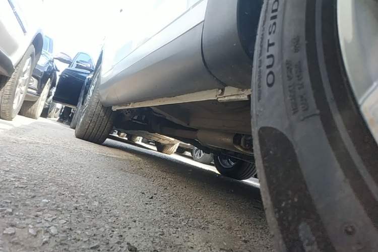 Used Haval H6 2020 1.5 GDIT Automatic Platinum Champion Edition Right Side Sill