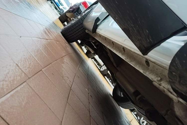 Used Haval H6 2020 1.5 GDIT Automatic Platinum Champion Edition Right Side Sill