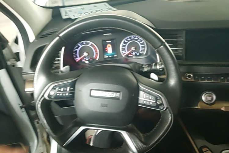 Used Haval H6 2020 1.5 GDIT Automatic Platinum Champion Edition Steering Wheel