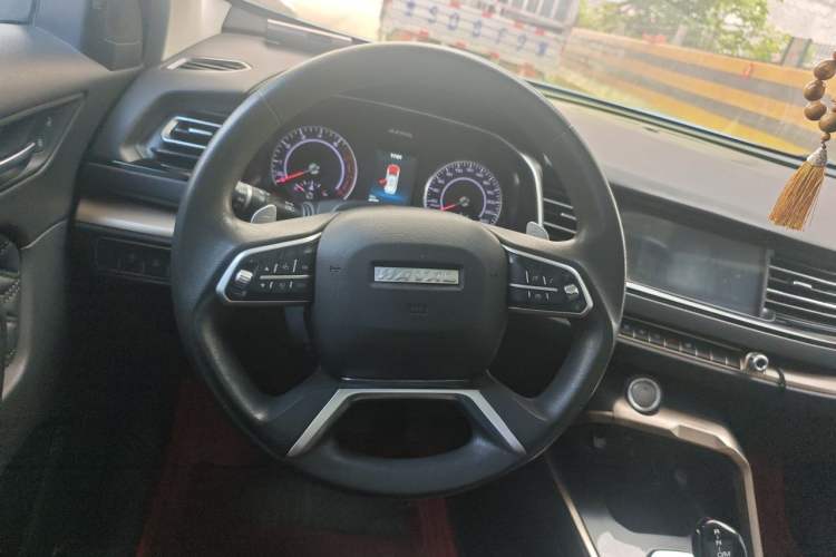 Used Haval H6 2020 1.5 GDIT Automatic Platinum Urban Edition Steering Wheel