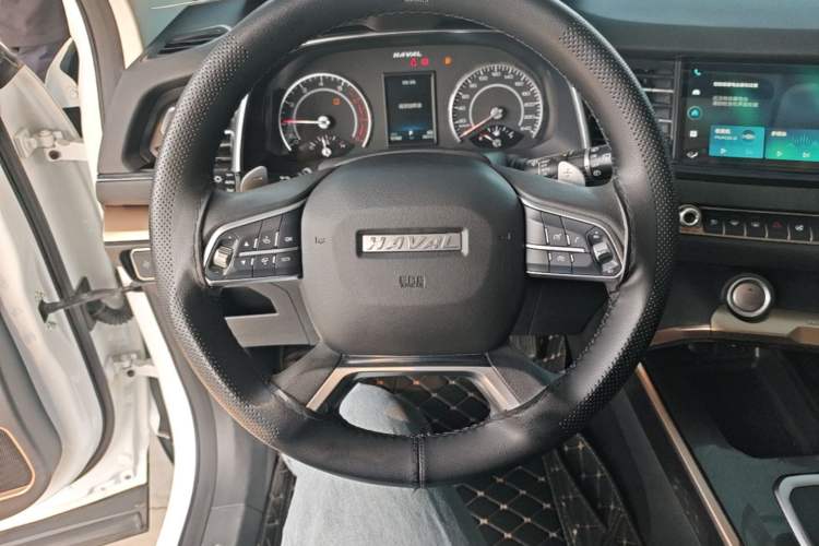 Used Haval H6 2020 1.5 GDIT Automatic Platinum Urban Edition Steering Wheel