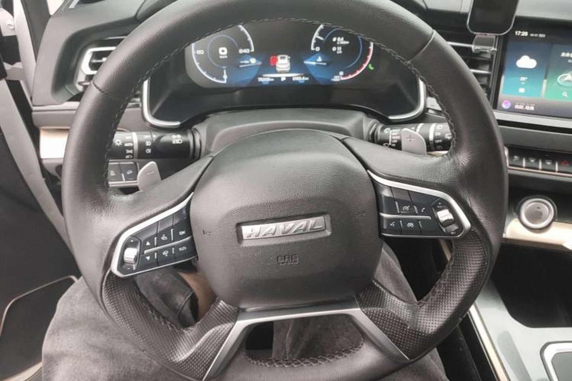 Used Haval H6 2020 2.0 GDIT Automatic Platinum Luxury Edition Steering Wheel