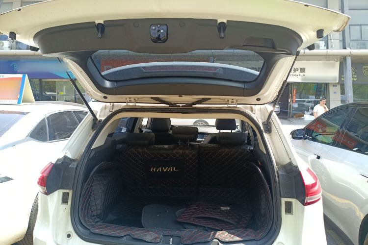 Used Haval H6 2020 1.5 GDIT Automatic Platinum Champion Edition Trunk