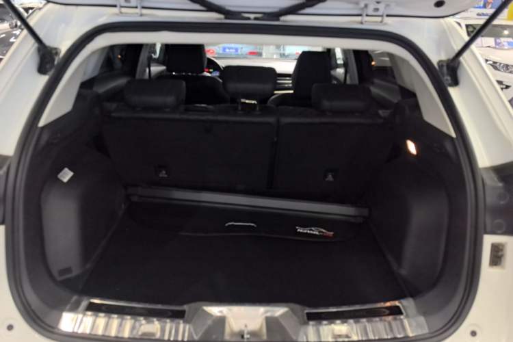Used Haval H6 2020 2.0 GDIT Automatic Platinum Champion Edition Trunk
