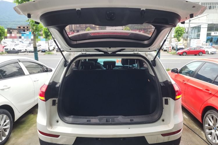 Used Haval H6 2020 1.5 GDIT Automatic Platinum Urban Edition Trunk