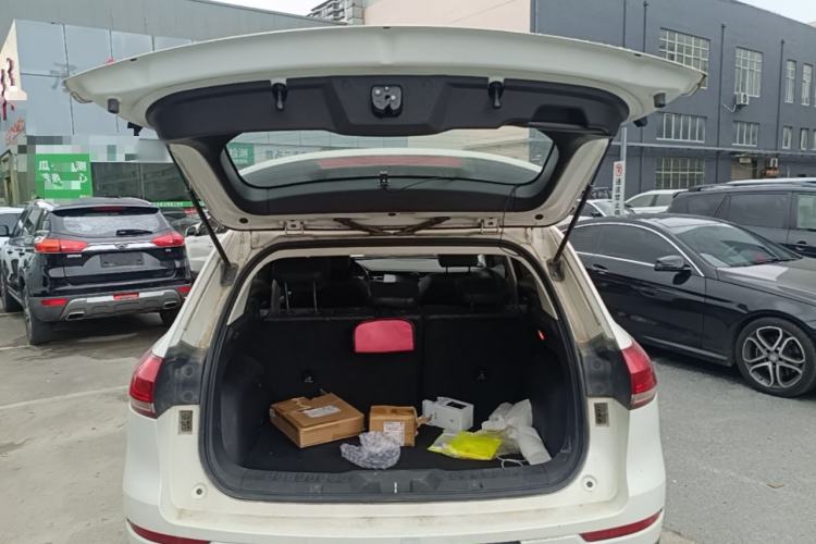 Used Haval H6 2020 1.5 GDIT Automatic Platinum Champion Edition Trunk