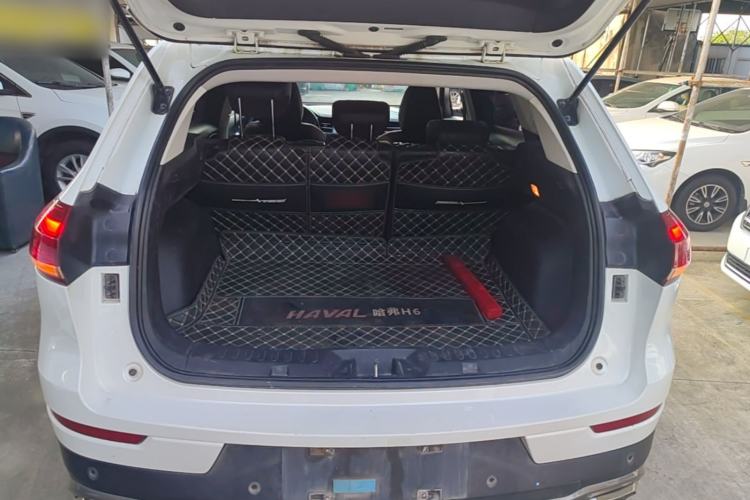 Used Haval H6 2020 1.5 GDIT Automatic Platinum Champion Edition Trunk