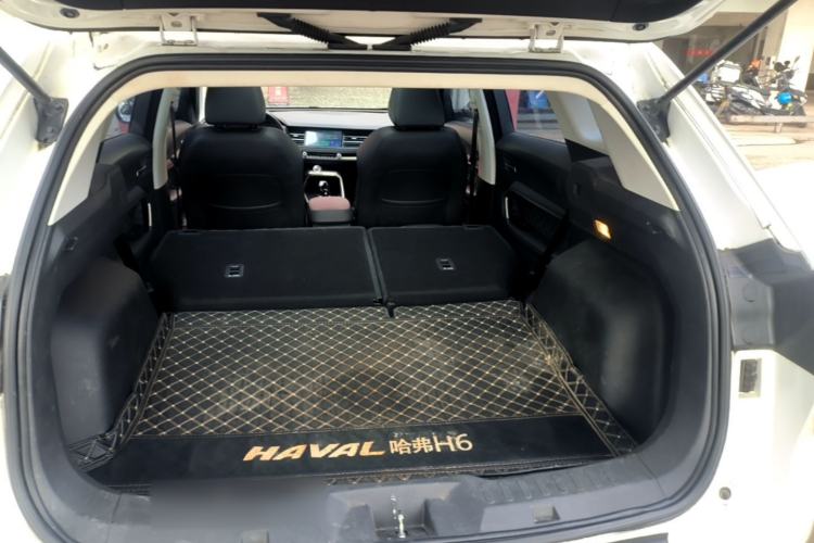 Used Haval H6 2020 1.5 GDIT Automatic Platinum Champion Edition Trunk