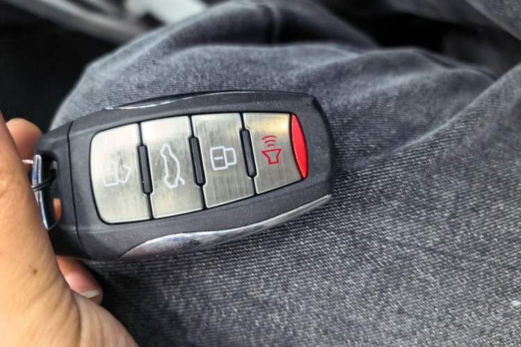 Used Haval H6 2020 2.0 GDIT Automatic Platinum Luxury Edition Vehicle Key