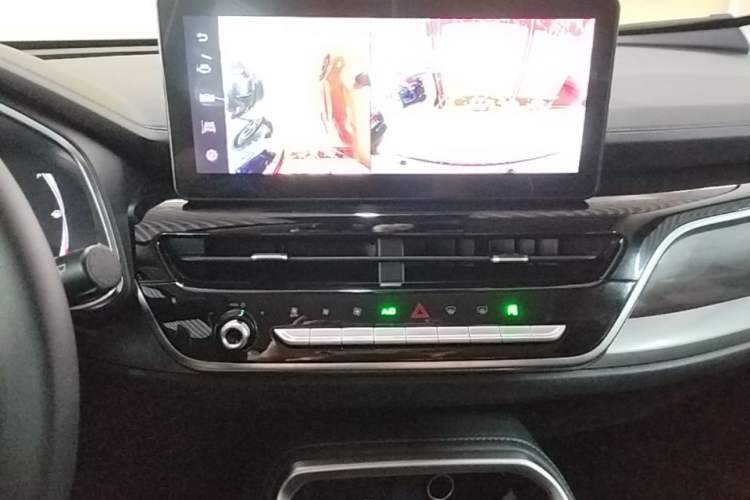 Used Haval H6 2021 National Trend Edition 1.5T Automatic Champion Version Audio And AC Panel