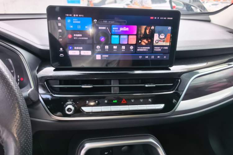 Used Haval H6 2021 National Trend Edition 1.5T Automatic Champion Version Audio And AC Panel