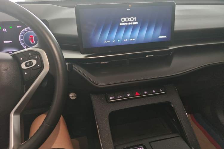 Used Haval H6 2021 3rd Generation 1.5T Automatic Two-Wheel Drive Pro Audio And AC Panel