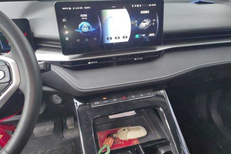 Used Haval H6 2021 3rd Generation 2.0T Automatic All-Wheel Drive Max Audio And AC Panel