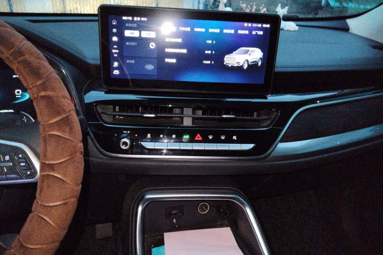 Used Haval H6 2021 China Trend Edition 1.5 GDIT Automatic Champion Version Audio And AC Panel