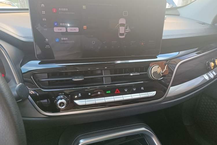 Used Haval H6 2021 National Trend Edition 1.5T Automatic Champion Version Audio And AC Panel