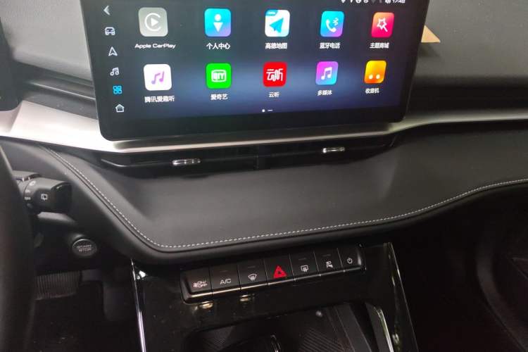 Used Haval H6 2021 3rd Generation 1.5T Automatic Two-Wheel Drive Max Audio And AC Panel