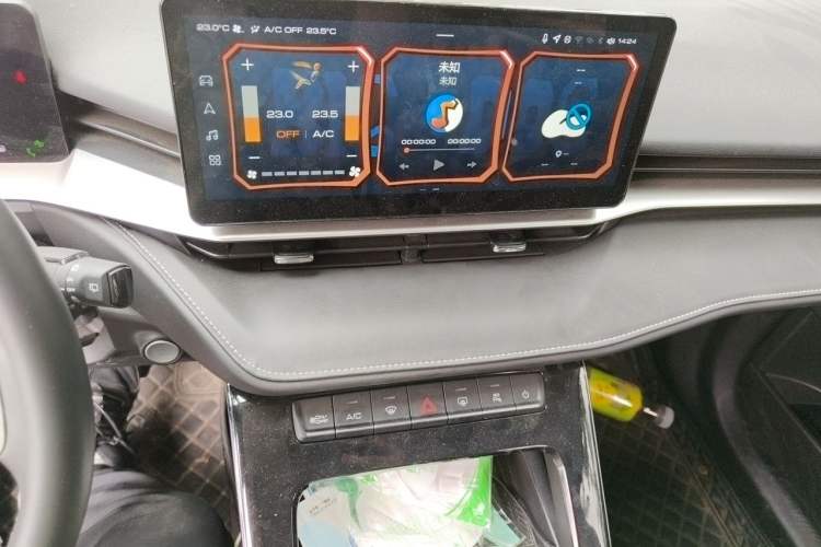 Used Haval H6 2021 3rd Generation 1.5T Automatic Two-Wheel Drive Max Audio And AC Panel