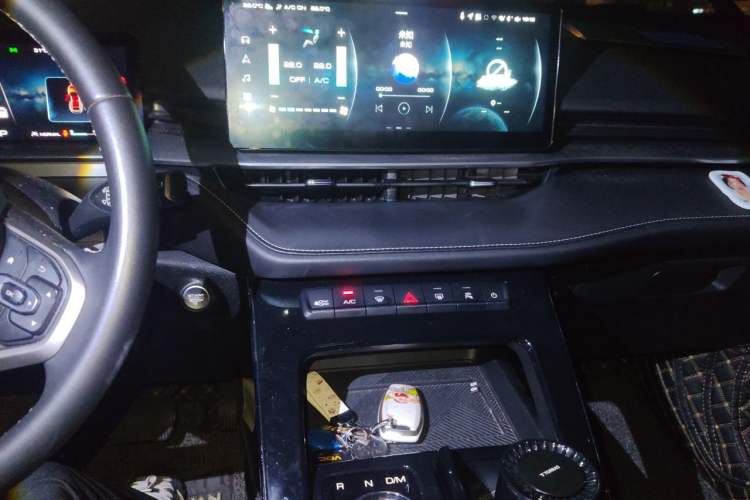 Used Haval H6 2021 3rd Generation 1.5T Automatic Two-Wheel Drive Max Audio And AC Panel