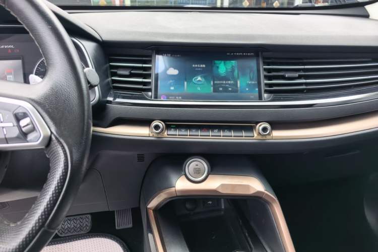 Used Haval H6 2021 2.0 GDIT Automatic Champion Edition Audio And AC Panel