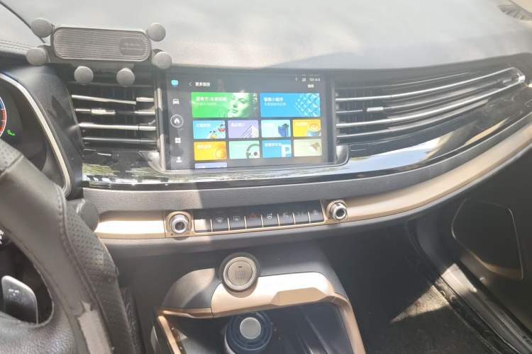 Used Haval H6 2021 1.5 GDIT Automatic Luxury Edition Audio And AC Panel