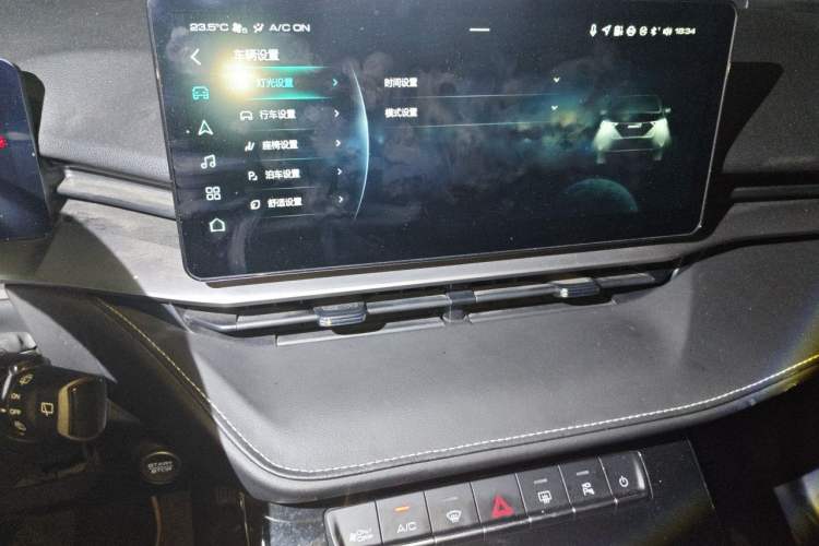 Used Haval H6 2021 3rd Generation 1.5T Automatic Two-Wheel Drive Pro Audio And AC Panel