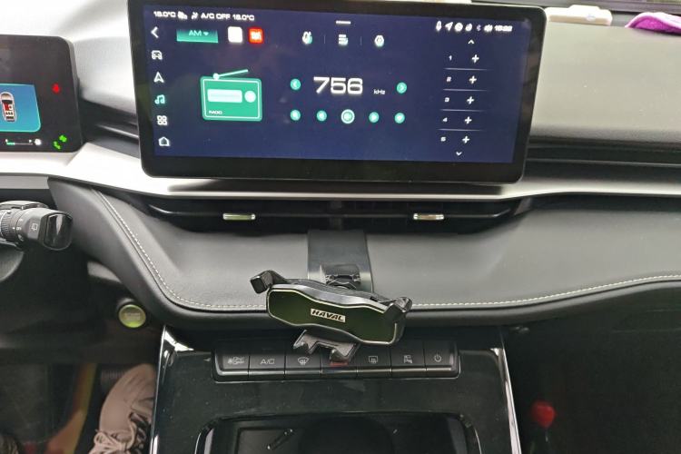 Used Haval H6 2021 3rd Generation 1.5T Automatic Two-Wheel Drive Max Audio And AC Panel