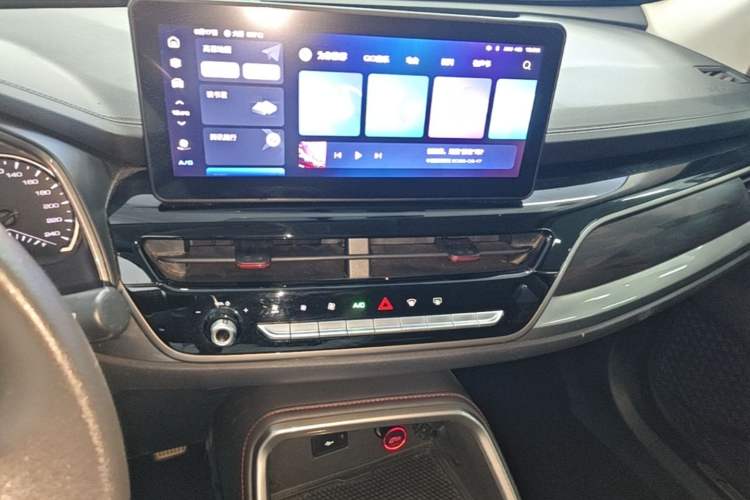 Used Haval H6 2021 National Trend Edition 1.5T Automatic Urban Version Audio And AC Panel