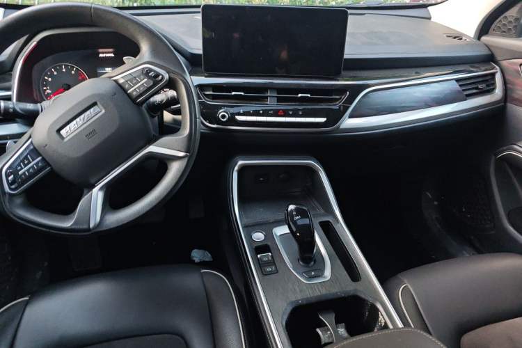 Used Haval H6 2021 National Trend Edition 1.5T Automatic Urban Version Center Console