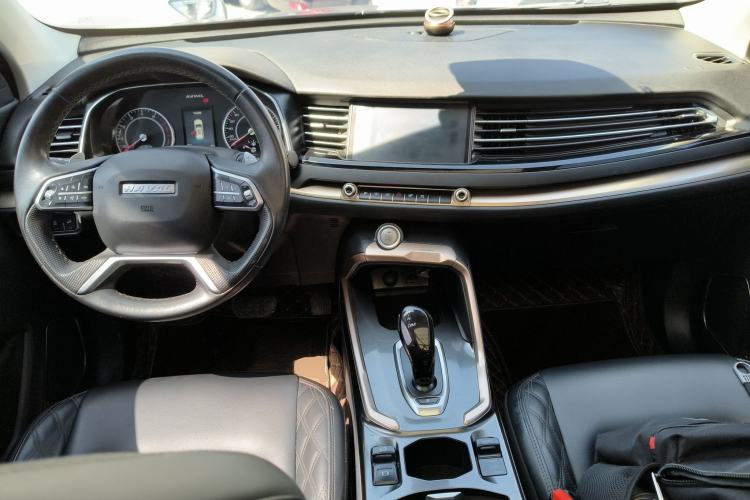 Used Haval H6 2021 1.5T Automatic Champion Edition Center Console