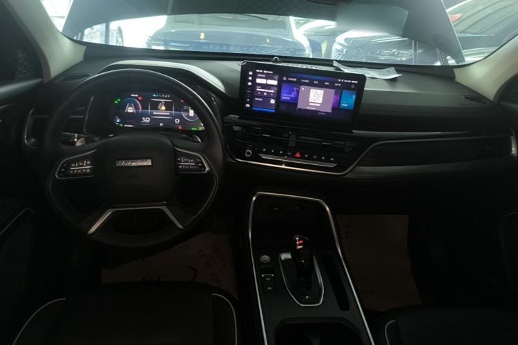 Used Haval H6 2021 National Trend Edition 1.5 GDIT Automatic Luxury Version Center Console