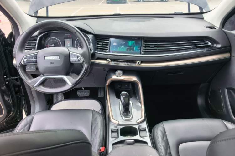 Used Haval H6 2021 2.0 GDIT Automatic Champion Edition Center Console