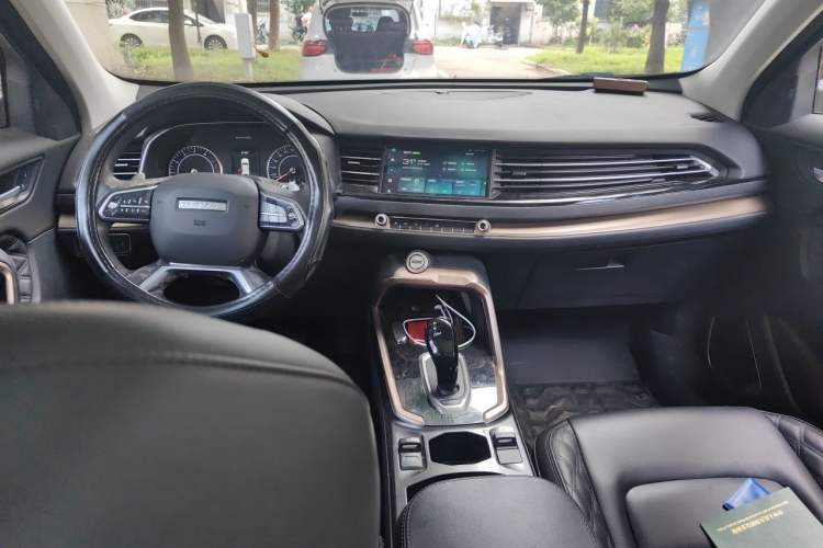 Used Haval H6 2021 1.5T Automatic Urban Edition Center Console